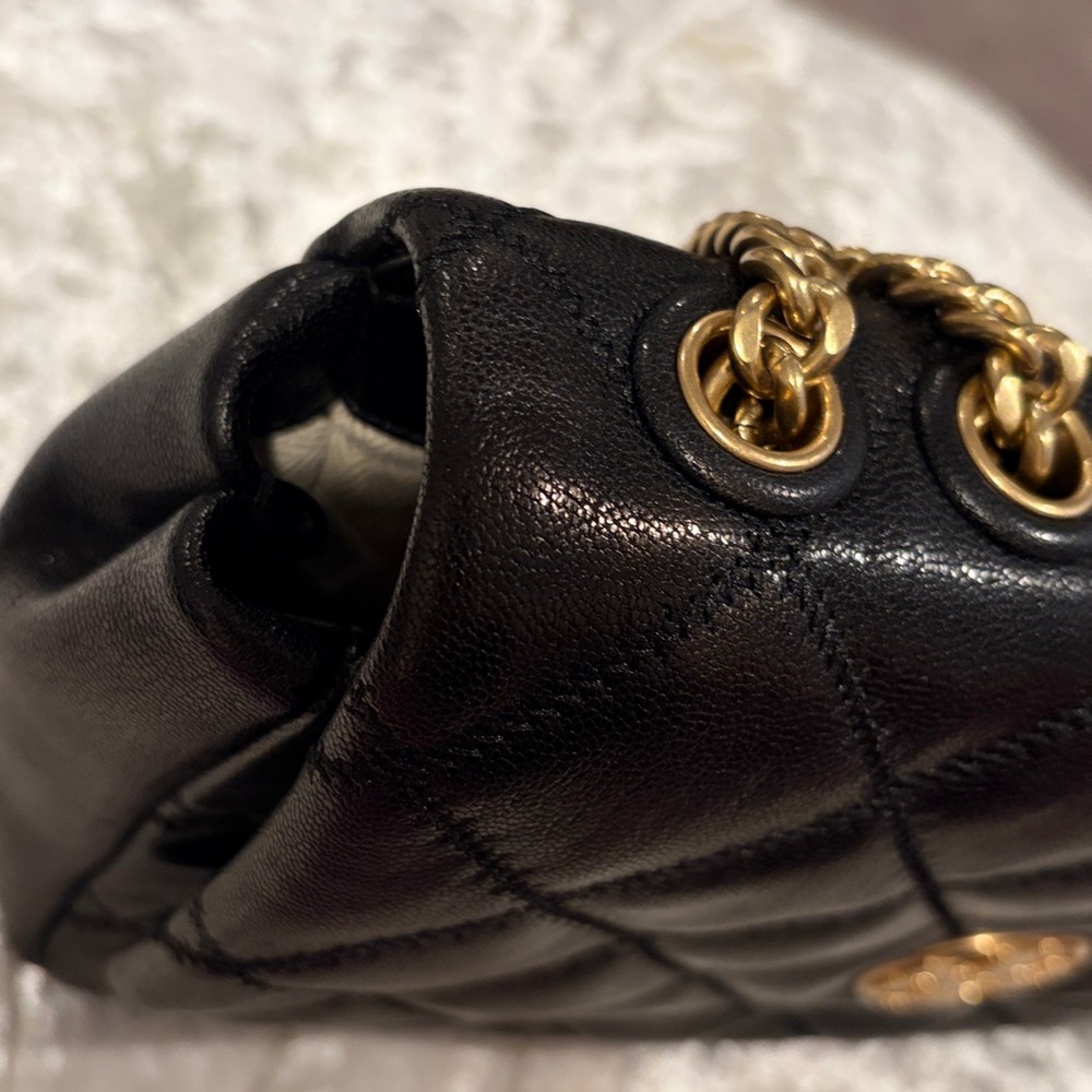 Tory Burch Black Quilted Leather Shoulder Bag- new - Picture 10 of 14